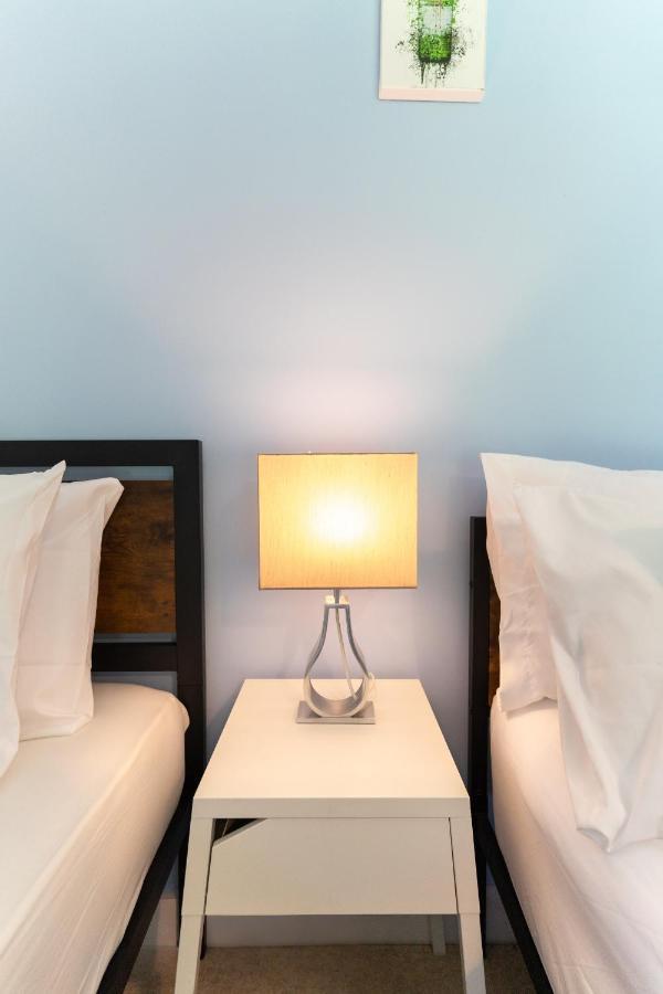 Executive Serviced Accommodation- Southampton, Perfect For Relocators, Contractors And Professionals Holiday home