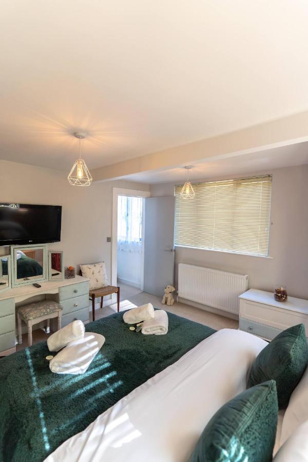Executive Serviced Accommodation- Southampton, Perfect For Relocators, Contractors And Professionals Holiday home