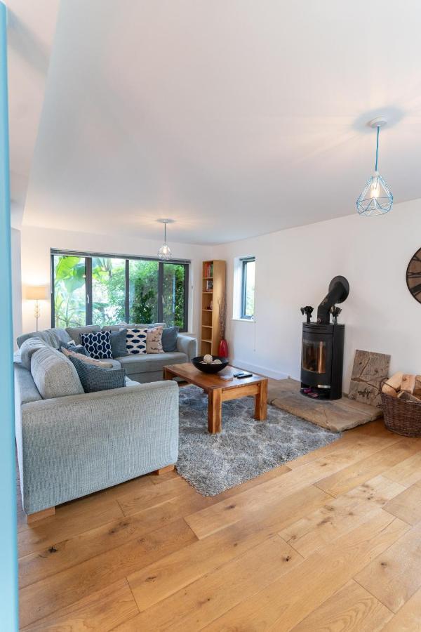 Executive Serviced Accommodation- Southampton, Perfect For Relocators, Contractors And Professionals *