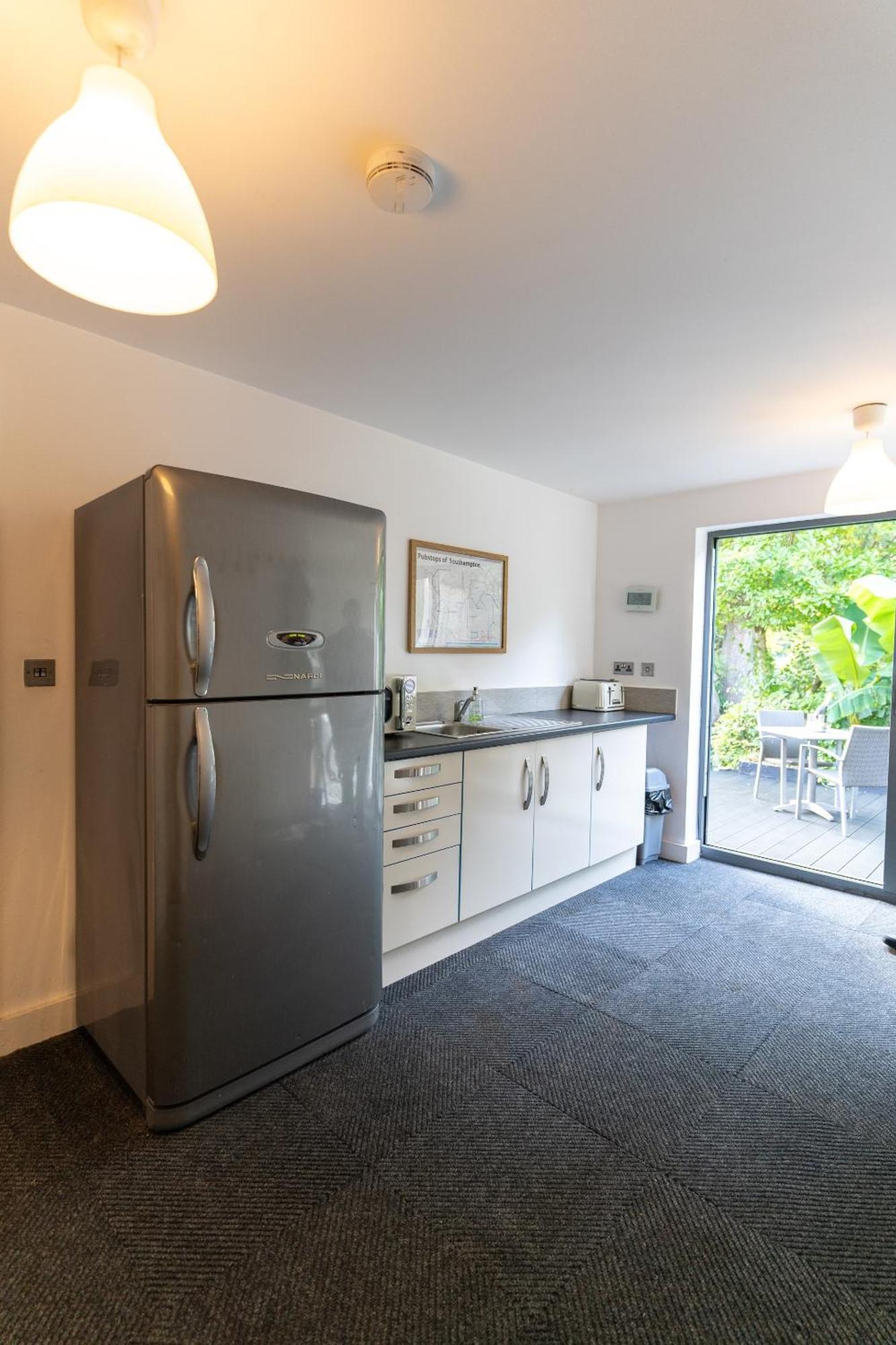Executive Serviced Accommodation- Southampton, Perfect For Relocators, Contractors And Professionals Holiday home Southampton